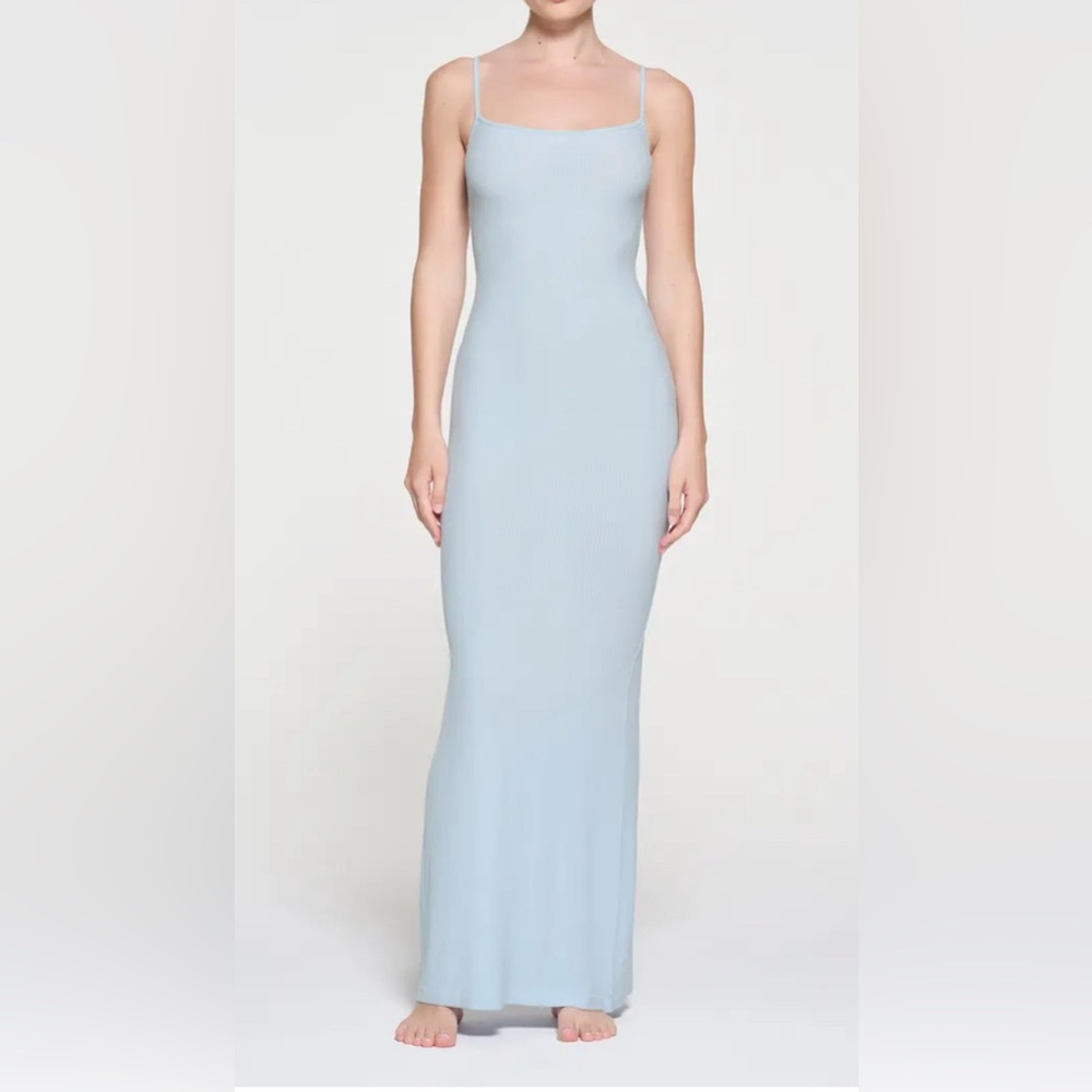 SKIMS Fits Everyone Long Slip Dress Celeste blue size medium